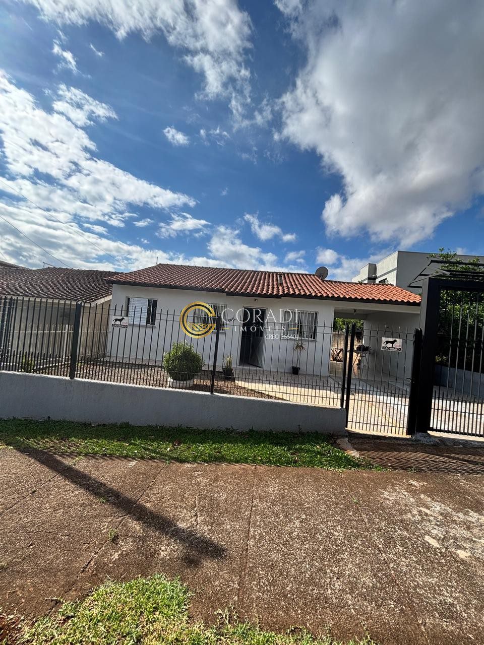 WhatsApp Image 2025-11-17 at 16.50.05 (2)